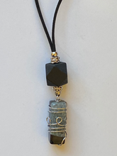 Load image into Gallery viewer, Wire Wrapped Semi Precious Suede Necklace
